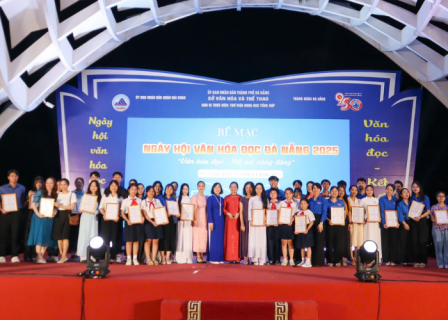 Sinh viên UED đoạt giải Xuất sắc tại Hội thi Văn hóa đọc Đà Nẵng 2025