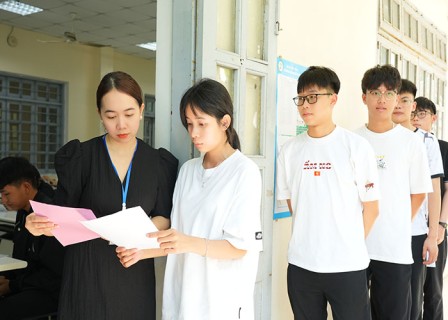 Kỳ thi Đánh giá năng lực SPT 2025 tại điểm thi Trường Đại học Sư phạm – ĐHĐN diễn ra an toàn, nghiêm túc