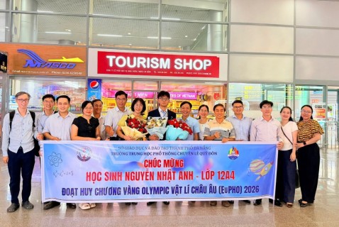 Từ quyền “tuyển thẳng” đến thanh xuân rực rỡ tại mái nhà chung UED