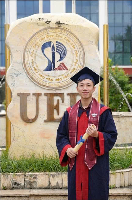 05 Nguyen Huu Tin
